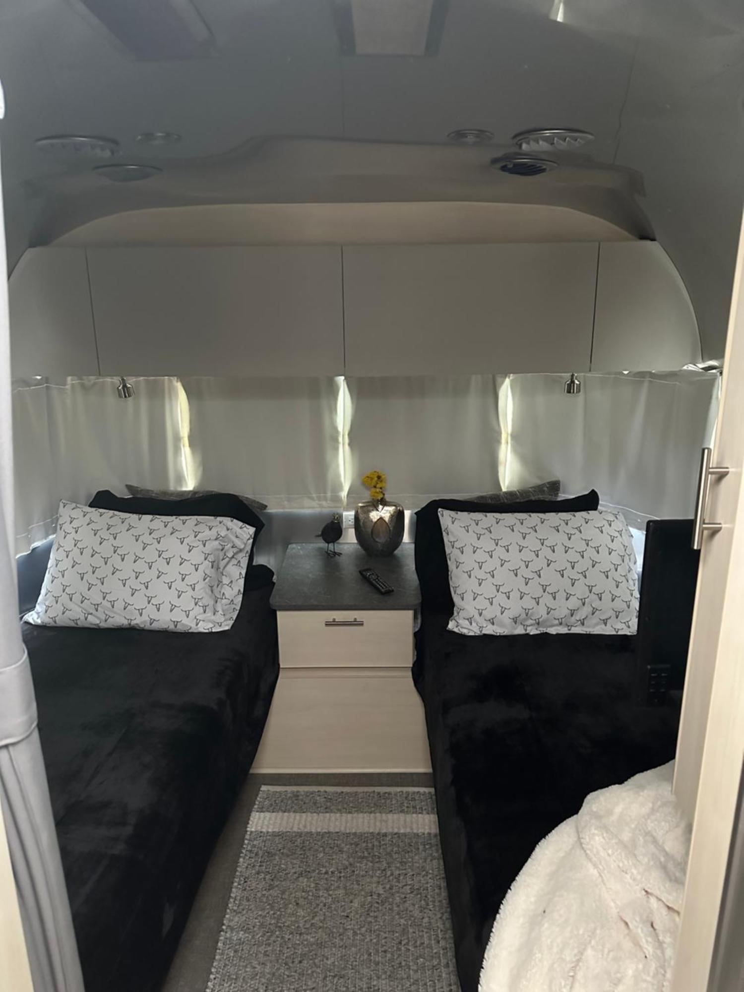فندق Airstream Alfresco فريدريكسبيرغ المظهر الخارجي الصورة